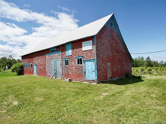 2nd image of 324 Des Acadiens Blvd