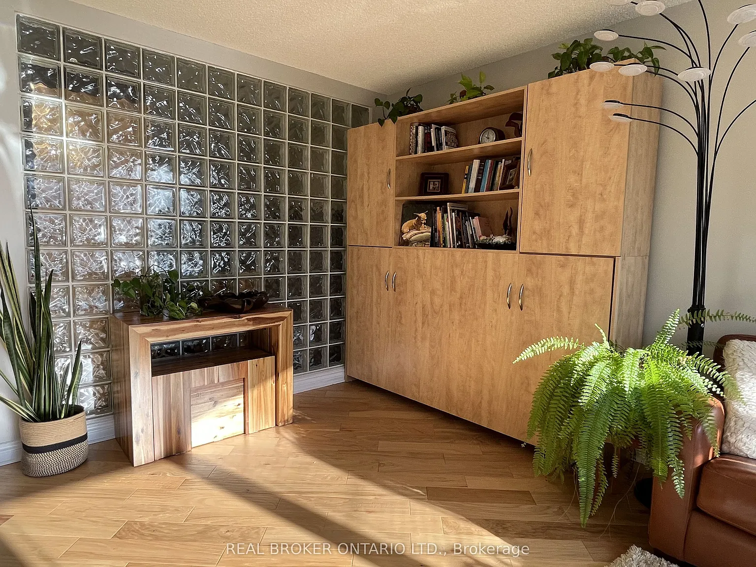 1 bed, $2,995 — Photo 4