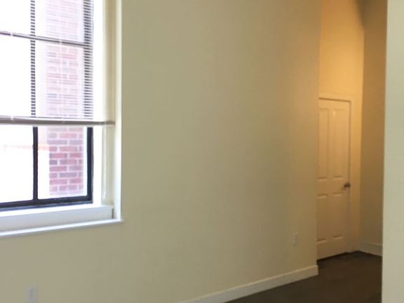 5th image of 1408 S 2nd St Unit 102
