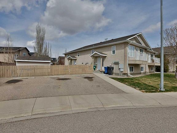 2nd image of 47 Highlands Pl W