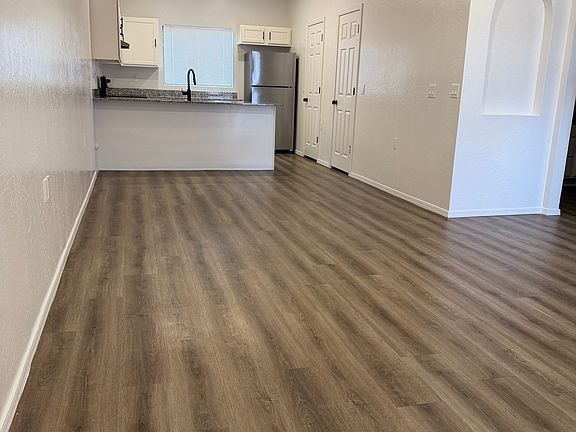 2nd image of 515 E 6th St APT 5