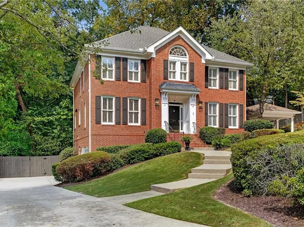 696 Greystone Park NE, Atlanta, GA 30324