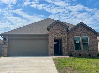 109 Molly Ln, Maumelle, AR 72113