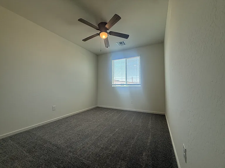 4037 S 12th St #205 — Photo 20