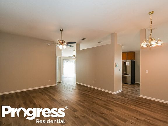 3rd image of 1639 Canopy Oaks Dr