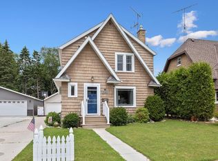 1808 28th St, Two Rivers, WI 54241