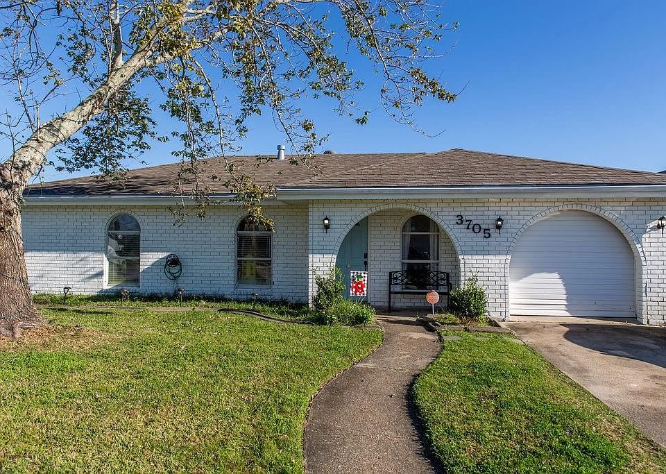 1st image of 3705 Decomine Dr