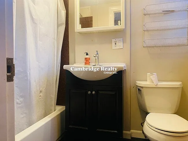 67 Gore St #2T — Photo 13