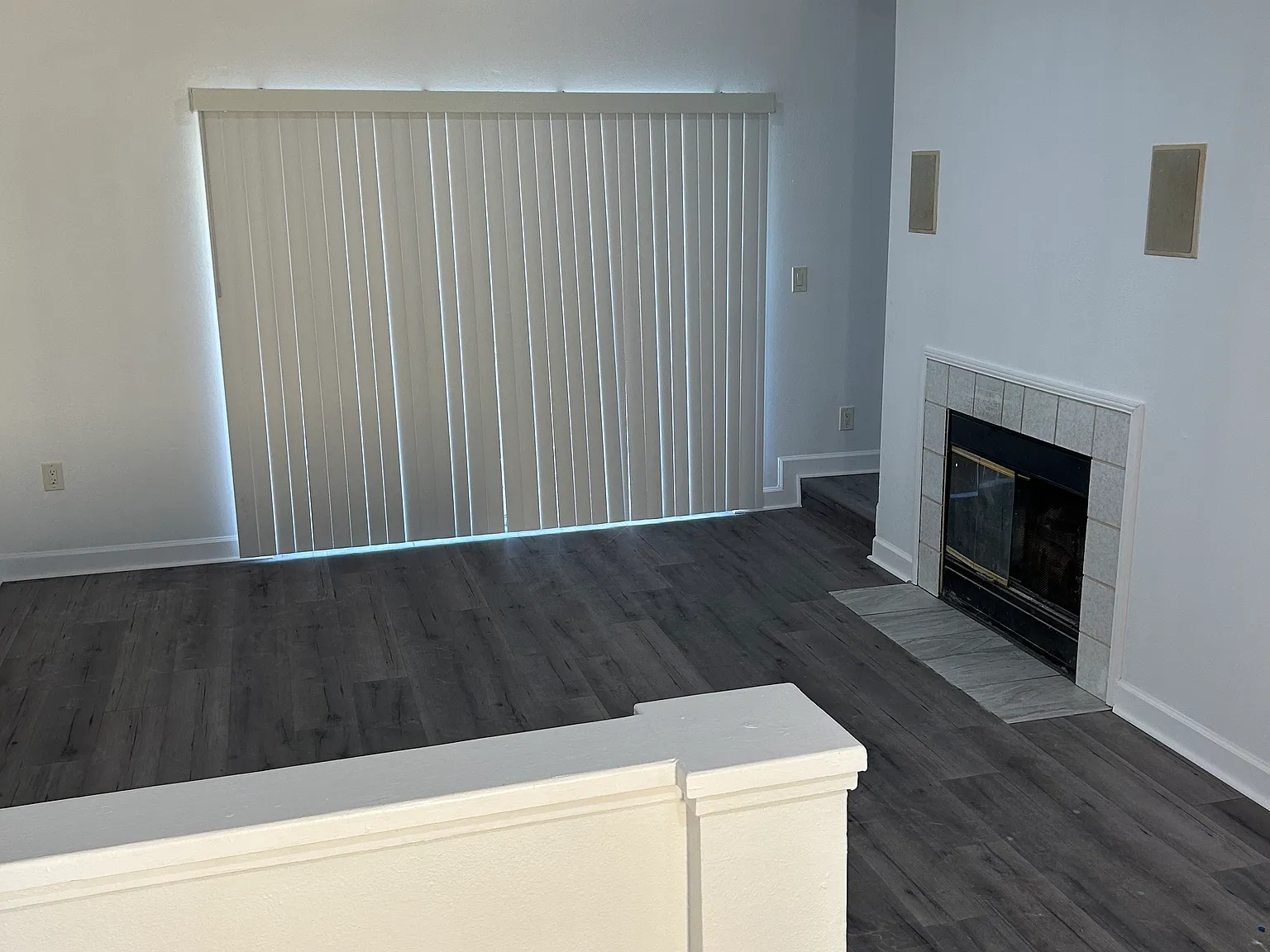 2 bed, 942 sqft, $1,800 — Photo 2