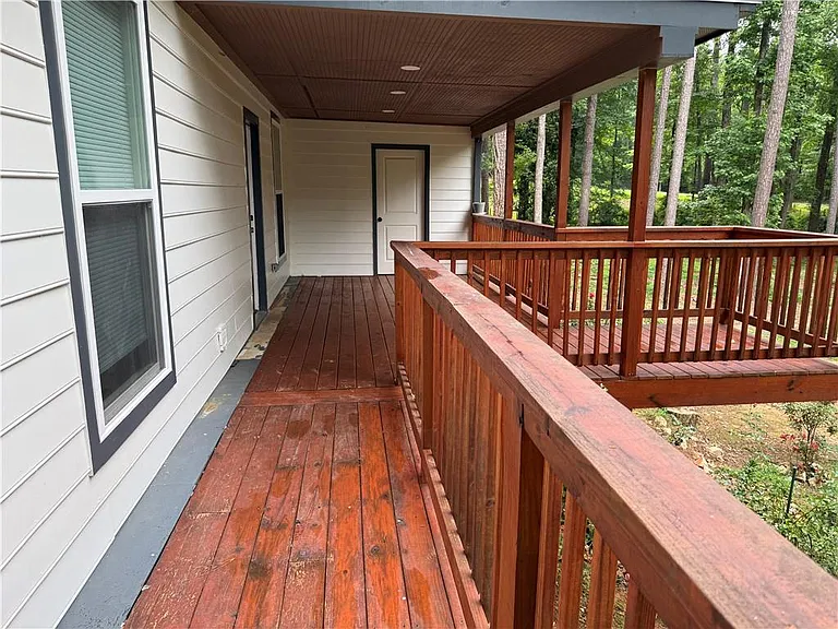 2540 Old Peachtree Rd — Photo 11