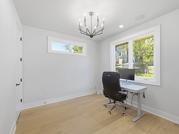 5th image of 3408 Elkins Ave