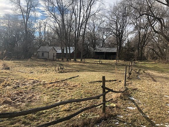 2nd image of 1225 County Road B