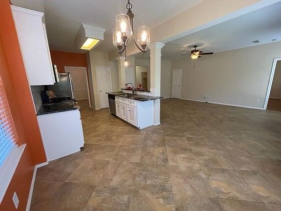 4th image of 3511 Paigewood Dr