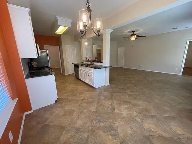 3511 Paigewood Dr — Photo 4