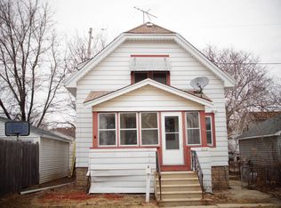 8814 W Maple St, West Allis, WI 53214