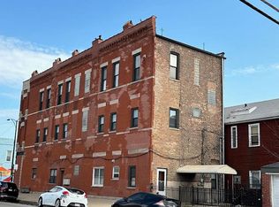 2800 S Wallace St APT 3F, Chicago, IL 60616