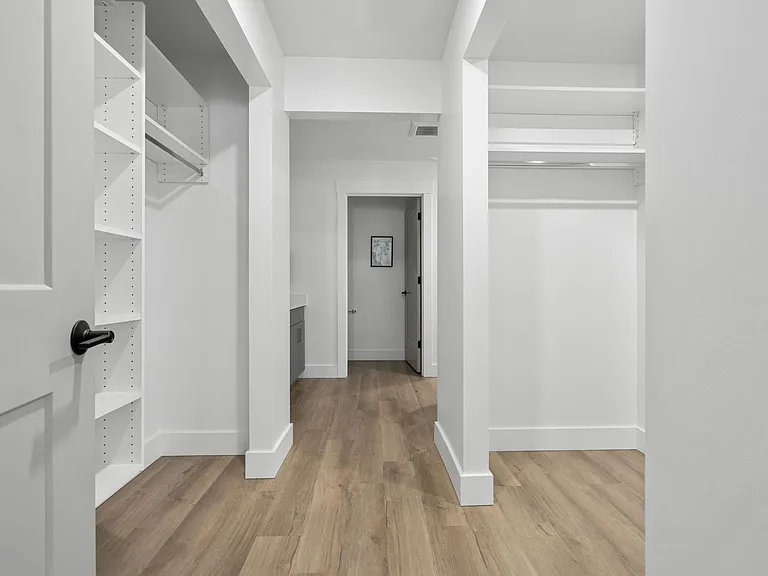 NorthWest TownHomes — Photo 20
