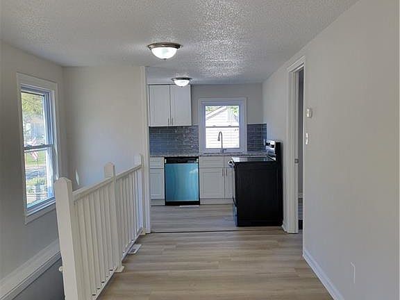 3rd image of 5135 Booth Ave
