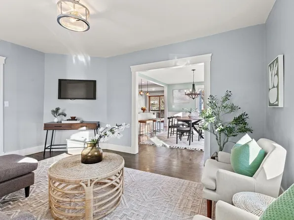 192 Park St, Stoneham, MA 02180