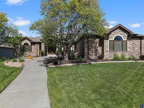 2nd image of 5301 Sawgrass Dr