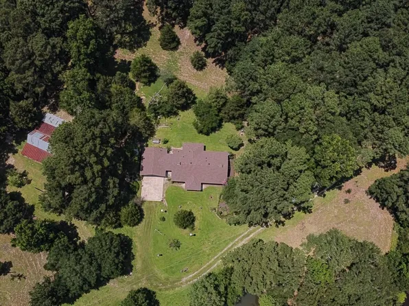 1002 Willson Rd, Livingston, TX 77351