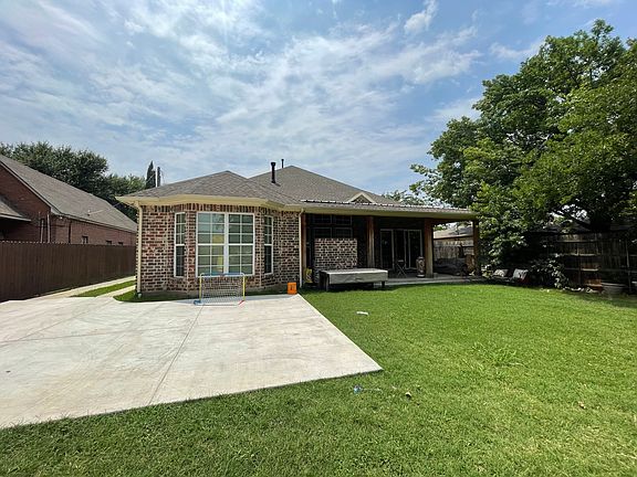 4th image of 510 Irby Ln