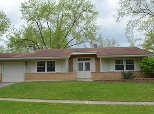 6528 Winston Dr, Woodridge, IL 60517
