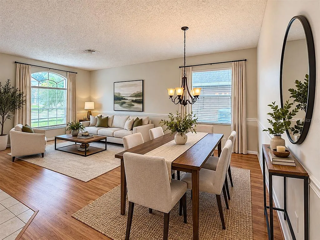 4 bed, 2.5 bath, 2371 sqft, $2,950 — Photo 3