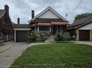 839 Coxwell Ave, Toronto, ON M4C3E8