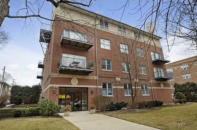 1st image of 1319 Chicago Ave APT 402