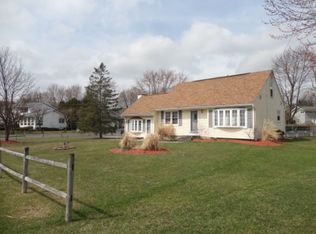 141 Wilson Dr, East Syracuse, NY 13057
