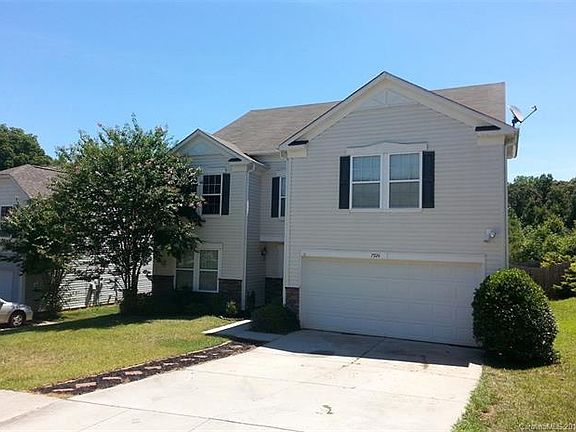 3rd image of 7924 Ponderosa Pine Ln