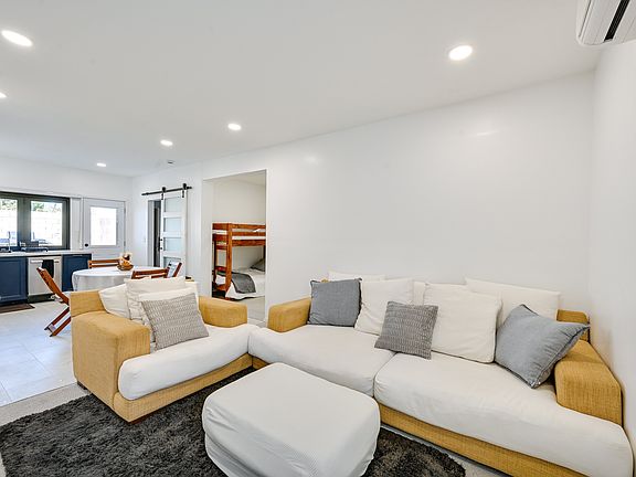 Livingroom with Smart TV