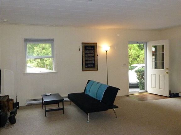 5th image of 7 Red Oak Ct