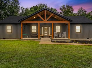 1567 Oak Knob Rd, Lafayette, TN 37083