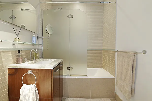 Sold by Corcoran | media 24