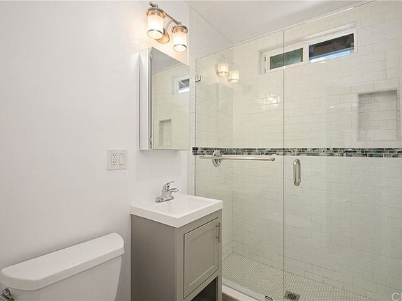 3rd image of 3032 Exposition Blvd APT B