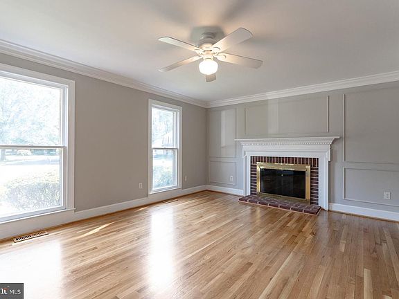 4th image of 8904 McNair Ct