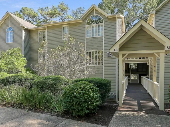 321 Glen Echo Ln APT J, Cary, NC 27518