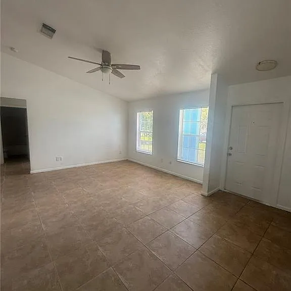 2249 SE Friendship St #0 — Photo 2