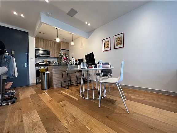 3rd image of 358 Weirfield St #2A