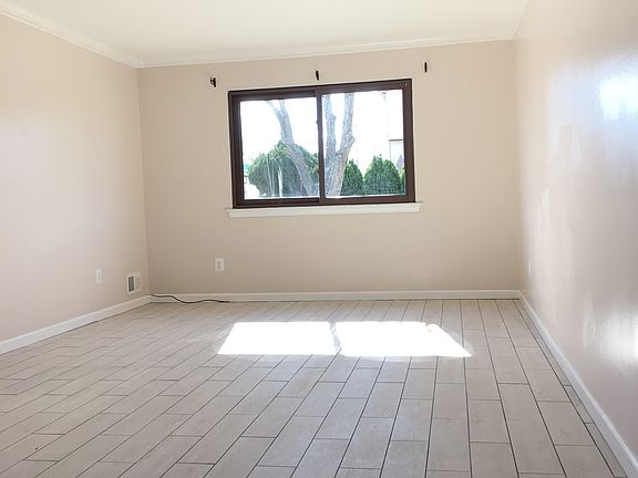 4th image of 91 McVeigh Ave