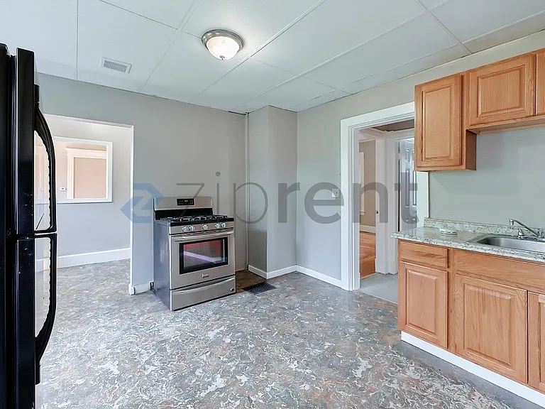 30 Forest Park Ave #1 — Photo 16