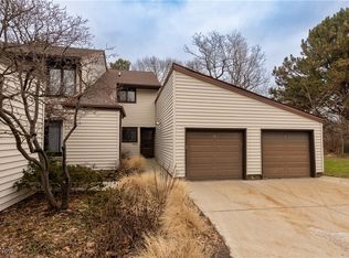 3432 Mayfield Rd, Cleveland Heights, OH 44118