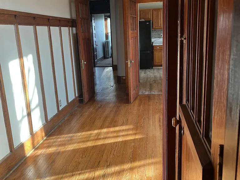 2135 W Juneau Ave — Photo 6