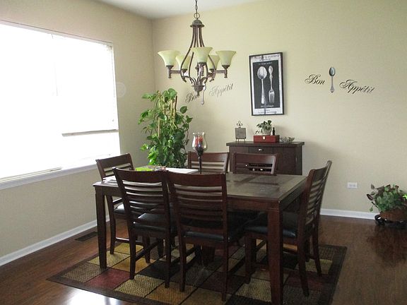 5th image of 21105 W Aspen Ln