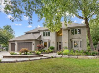 810 Applegate Ave, West Chicago, IL 60185