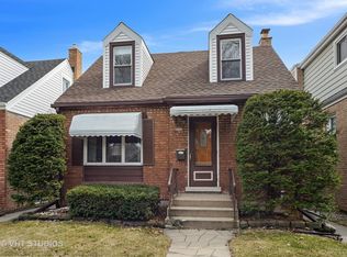3543 N Pioneer Ave, Chicago, IL 60634