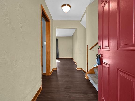 2nd image of 41 Swainford Dr