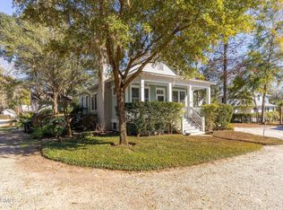 1 Coligny Cir, Hilton Head Island, SC 29928